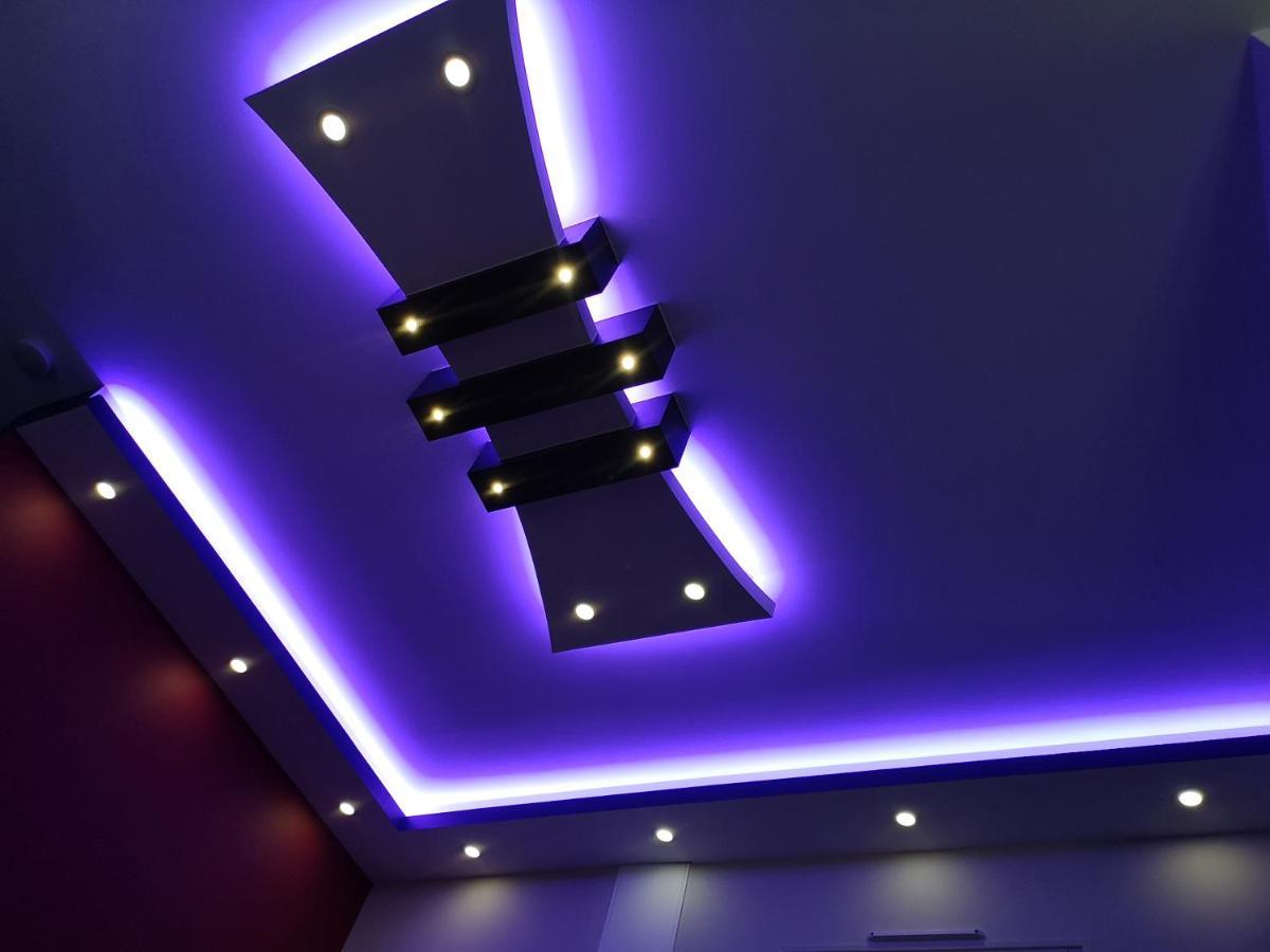 Appartement Moderne Avec Balneotherapie 梅尔·莱斯·拜恩斯 外观 照片